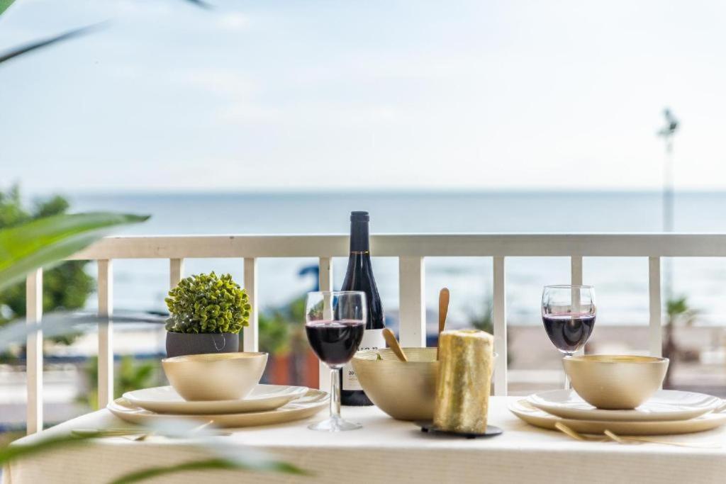 Seaside Boutique Apartment Фуенхірола Екстер'єр фото